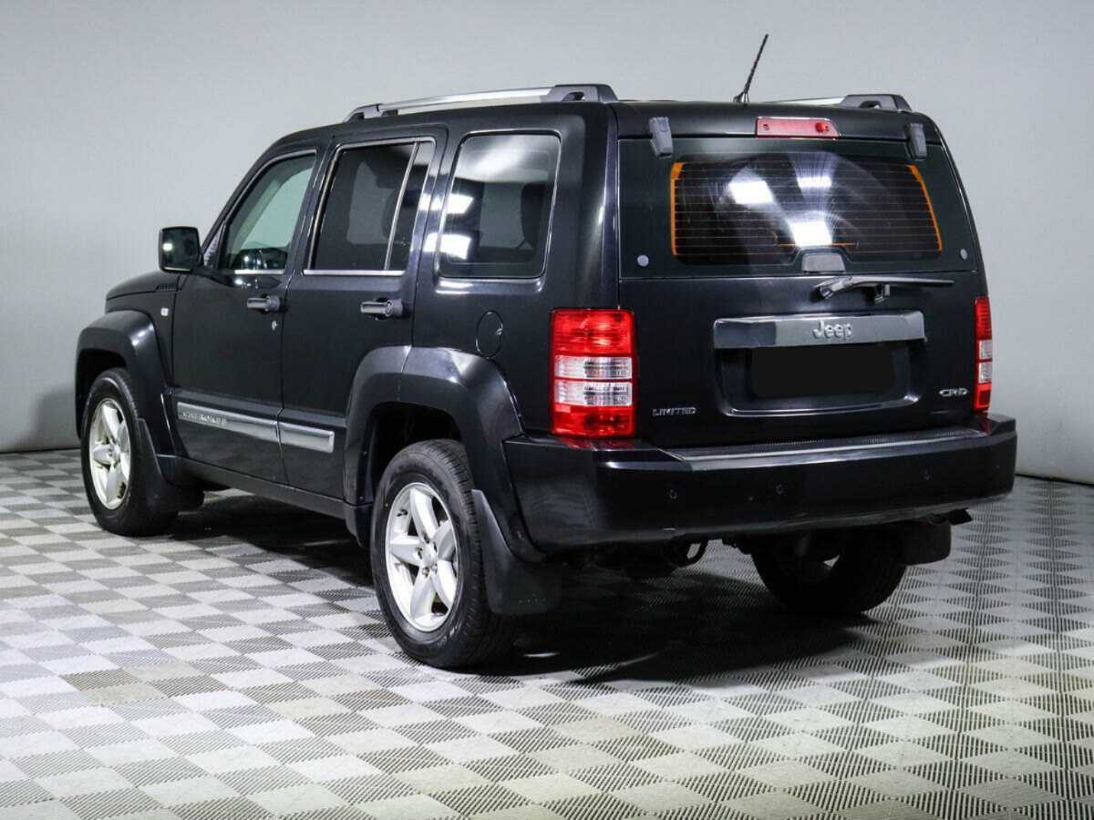 Jeep Cherokee с пробегом — 2010 год. Фото: #5