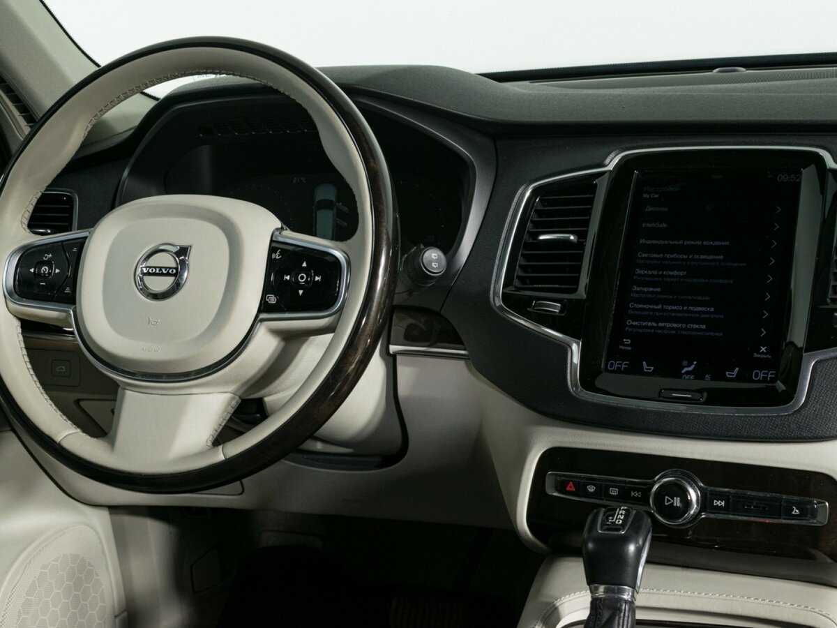 Volvo XC90 с пробегом — 2015 год. Фото: #10