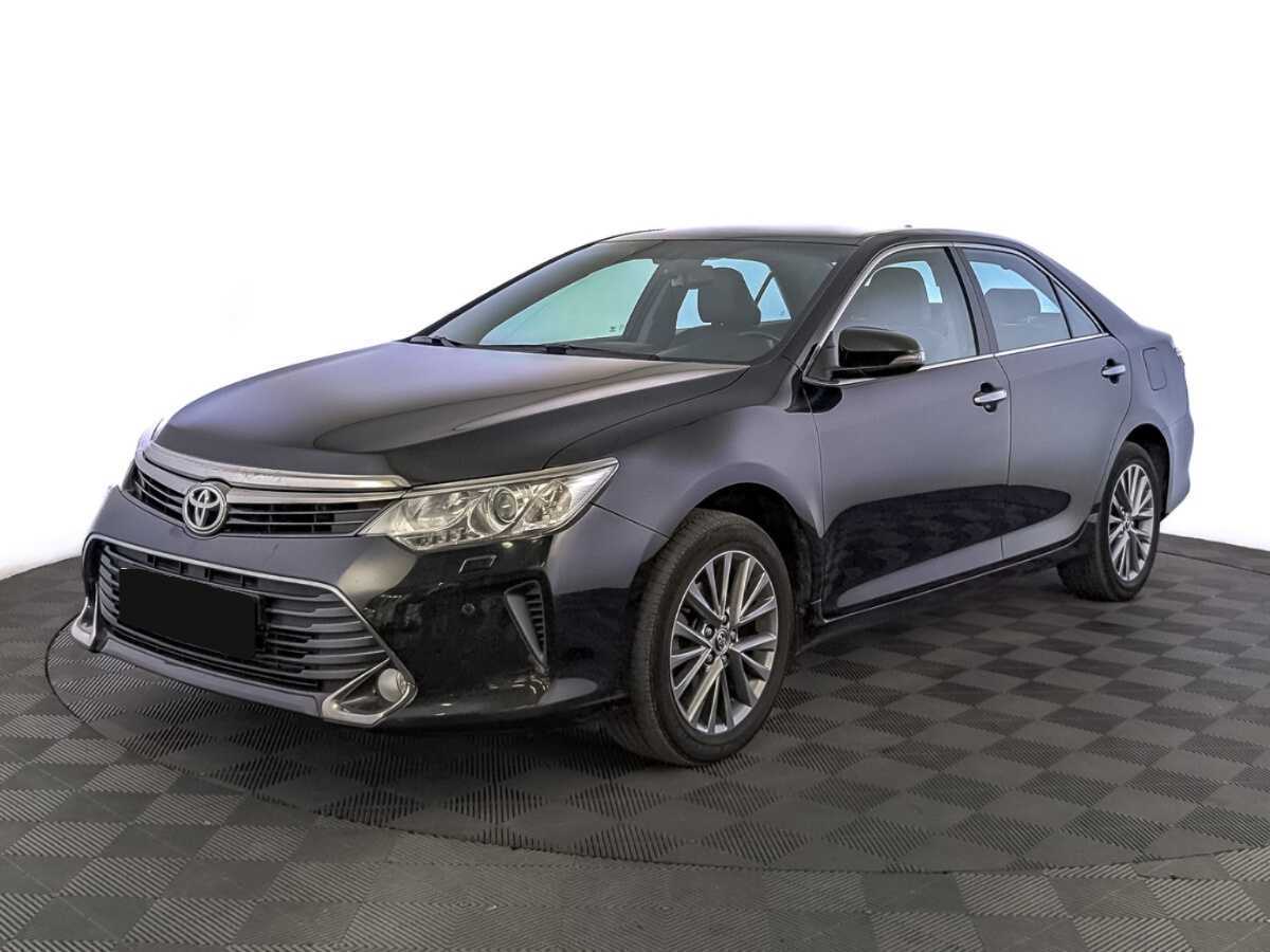 Toyota Camry с пробегом — 2017 год. Фото: #0