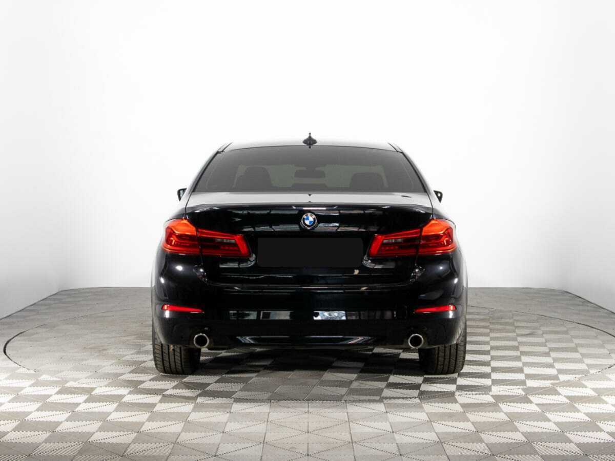 BMW 5 серии с пробегом — 2017 год. Фото: #4