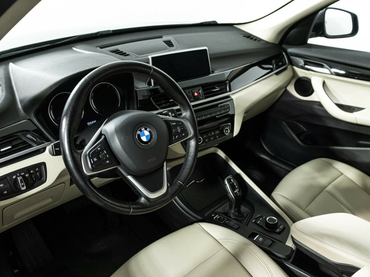BMW X1 с пробегом — 2020 год. Фото: #10