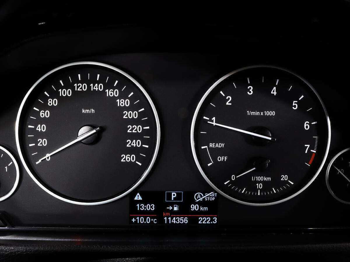 BMW 3 серии с пробегом — 2015 год. Фото: #20
