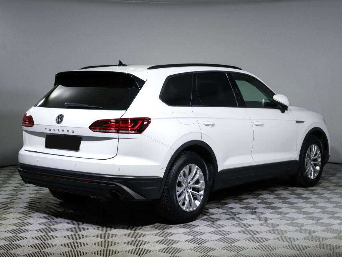 Volkswagen Touareg с пробегом — 2019 год. Фото: #3