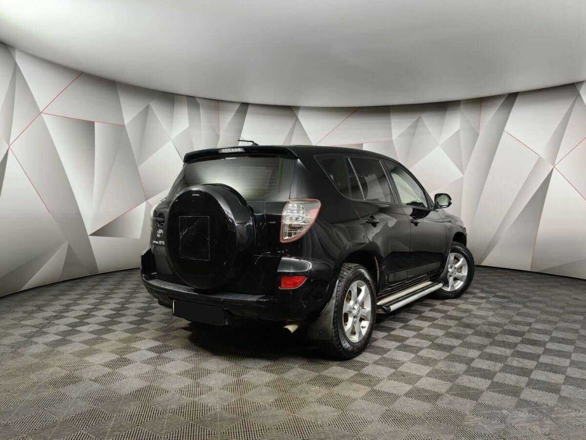 Toyota RAV4 с пробегом — 2010 год. Фото: #1