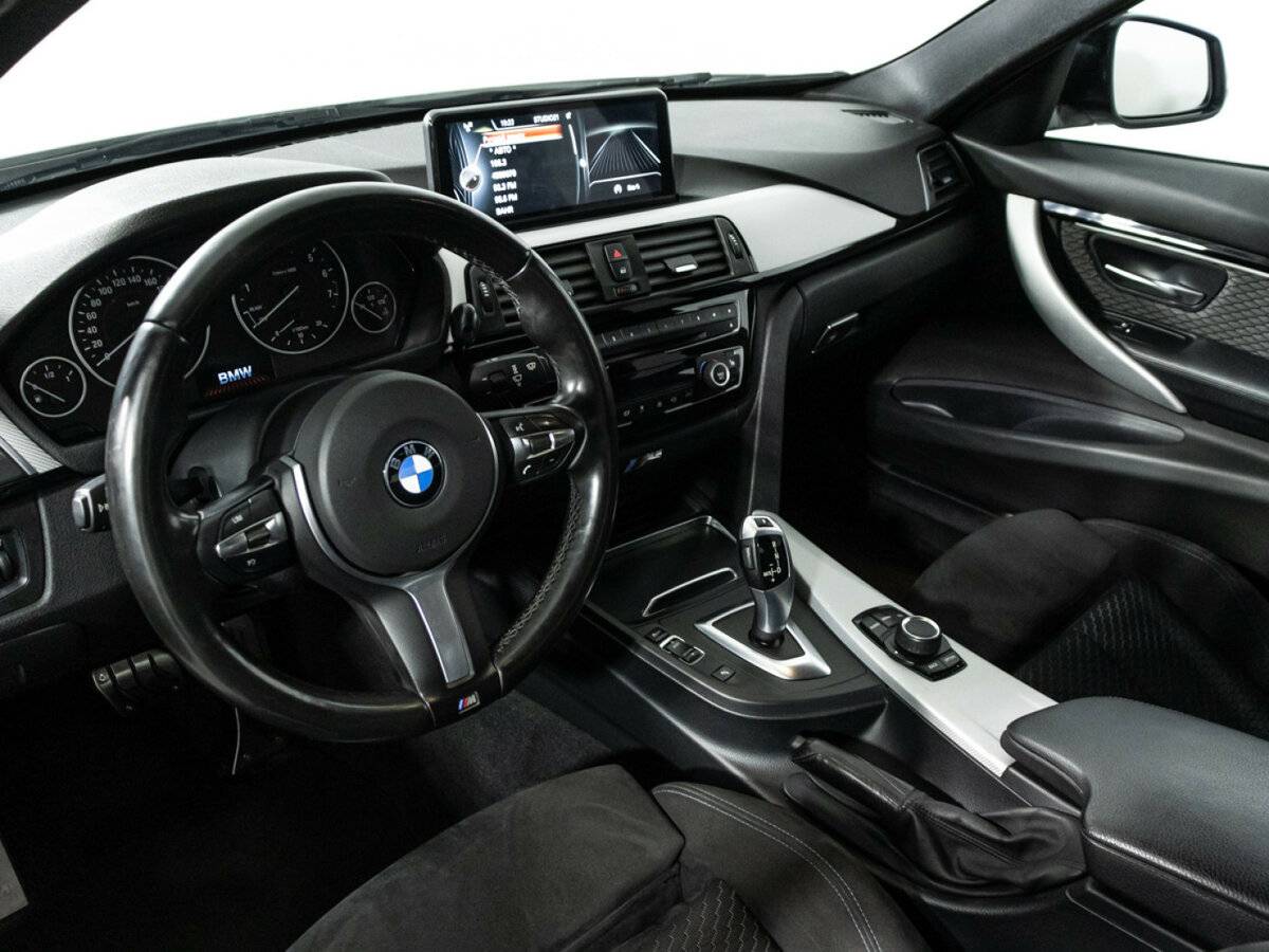 BMW 3 серии с пробегом — 2017 год. Фото: #10
