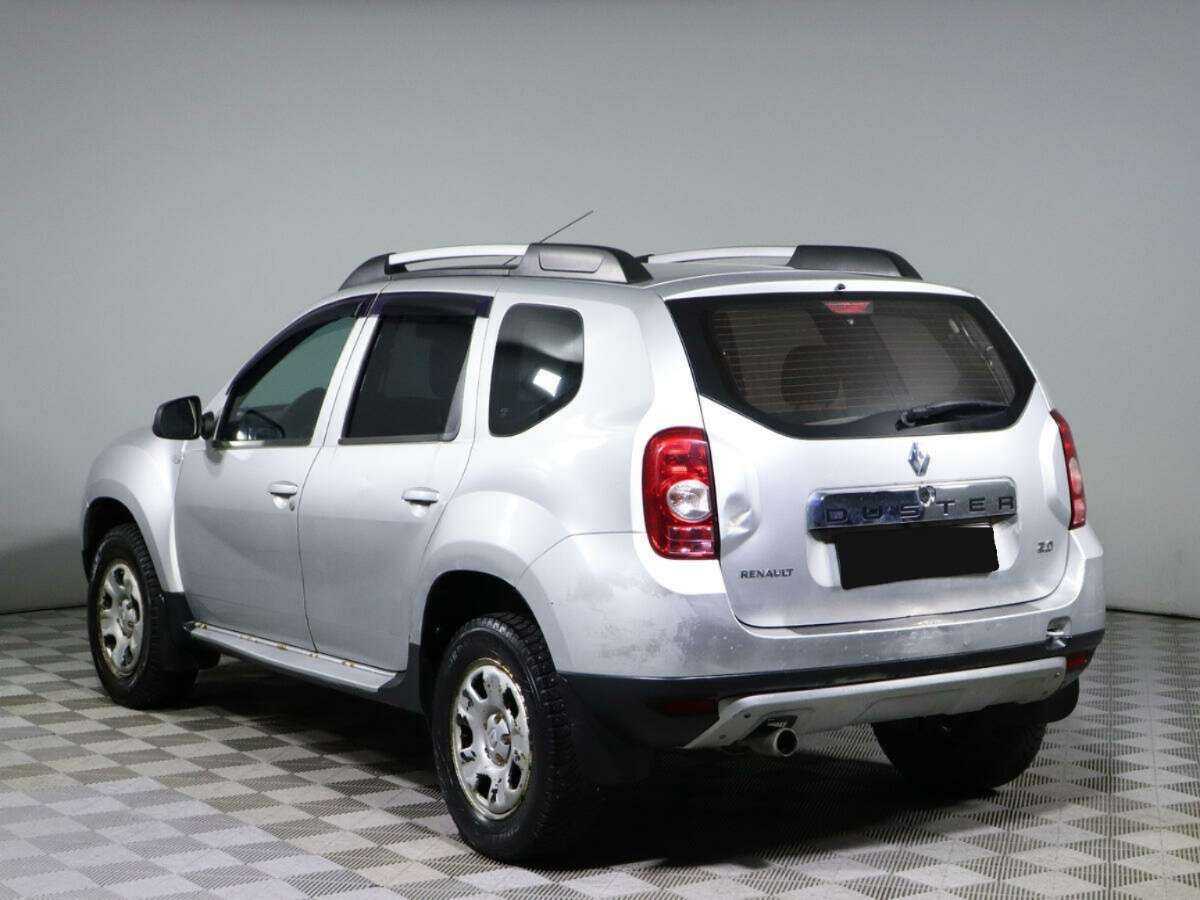 Renault Duster с пробегом — 2012 год. Фото: #6