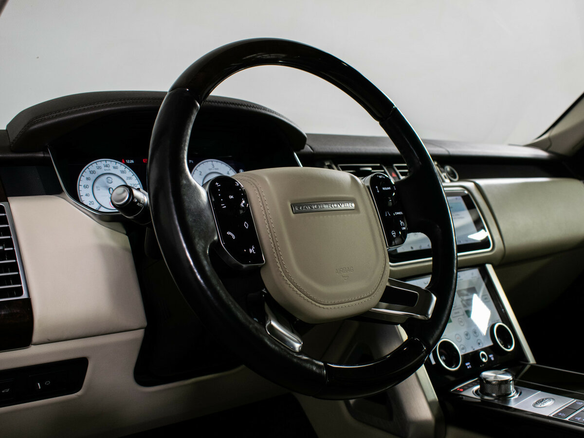 Land Rover Range Rover с пробегом — 2019 год. Фото: #15