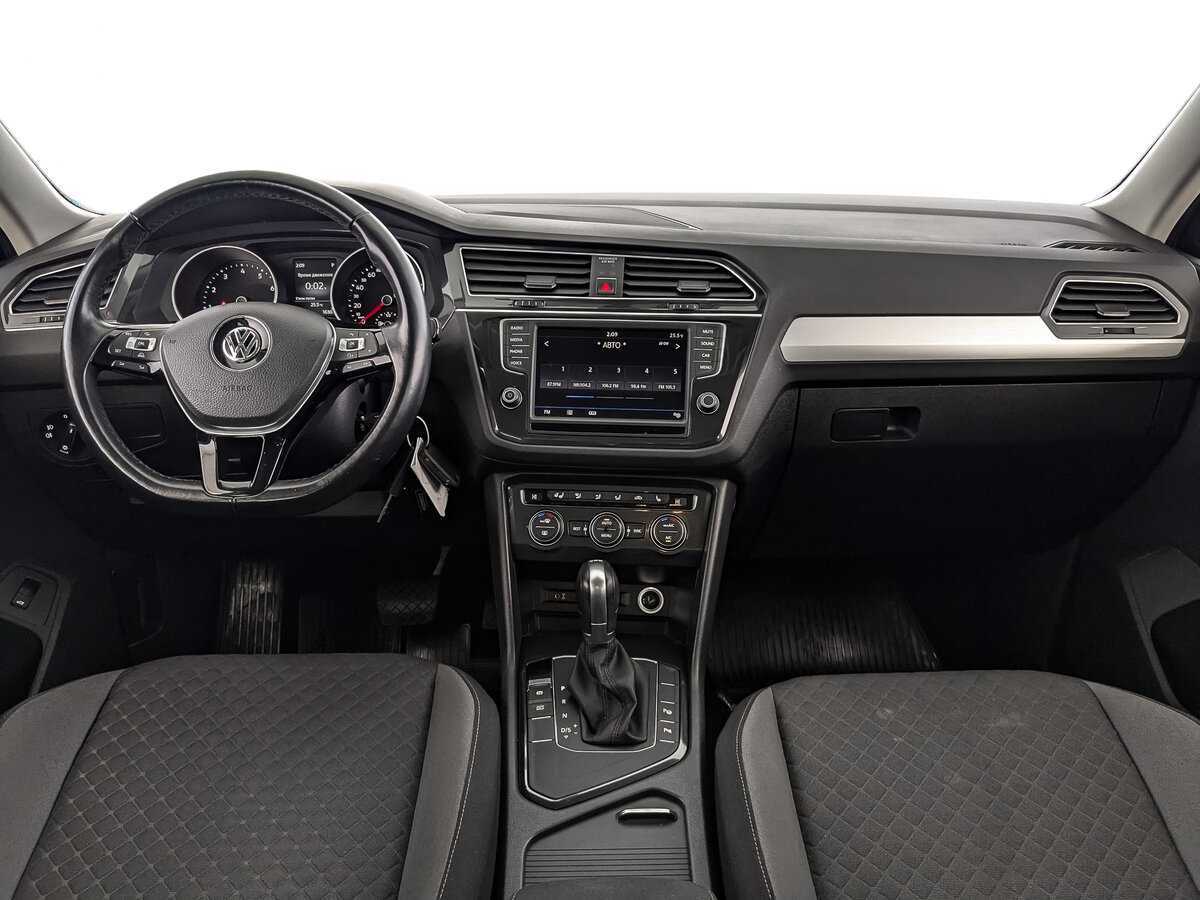 Volkswagen Tiguan с пробегом — 2017 год. Фото: #9