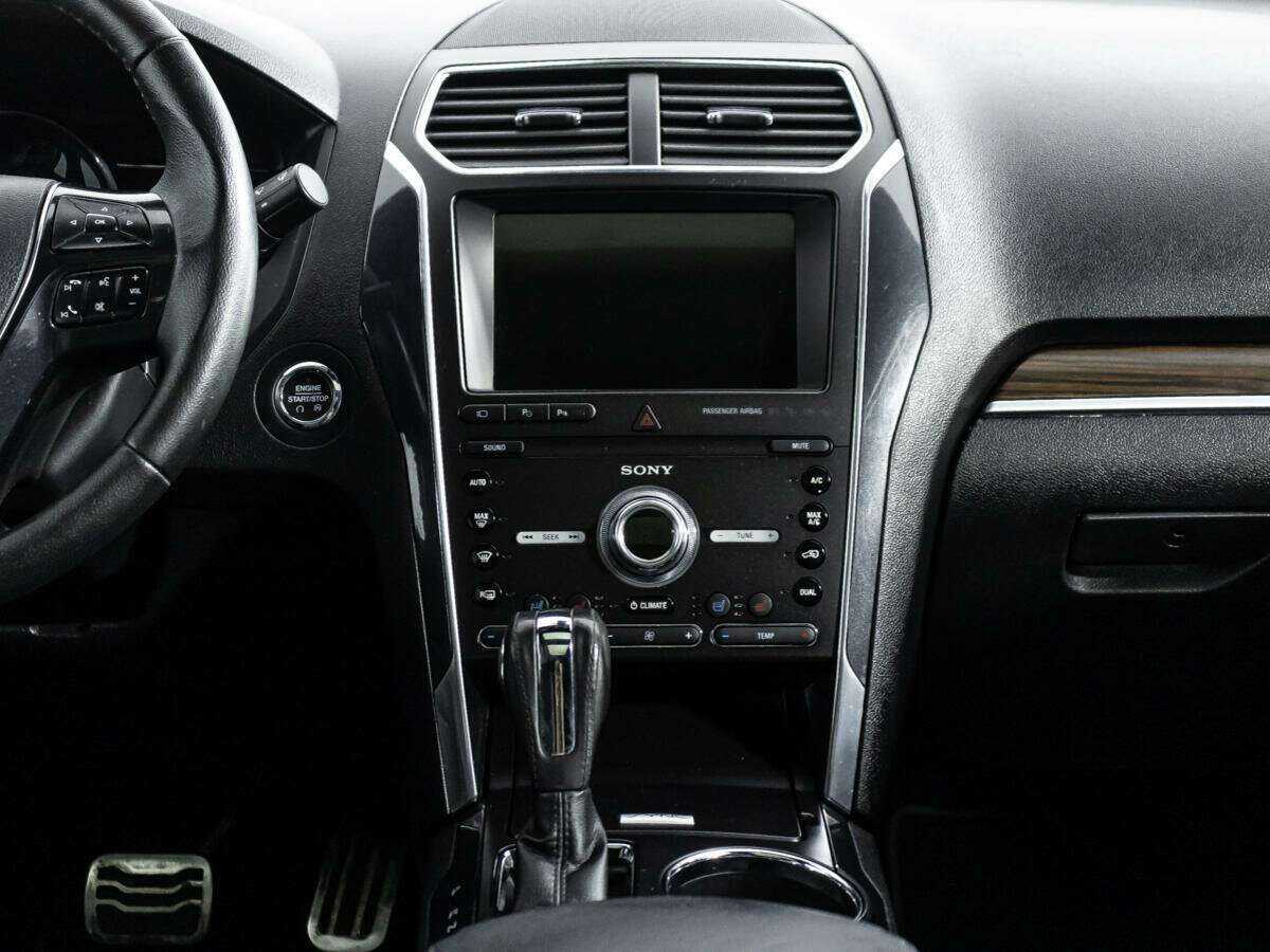 Ford Explorer с пробегом — 2019 год. Фото: #13