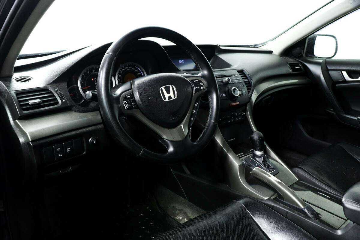 Honda Accord с пробегом — 2008 год. Фото: #12