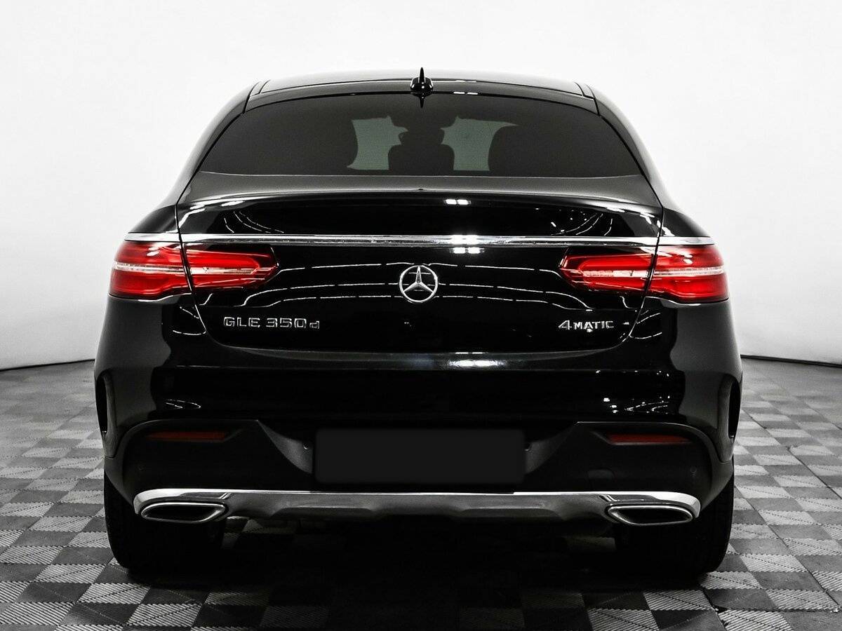 Mercedes-Benz GLE Coupe с пробегом — 2015 год. Фото: #5