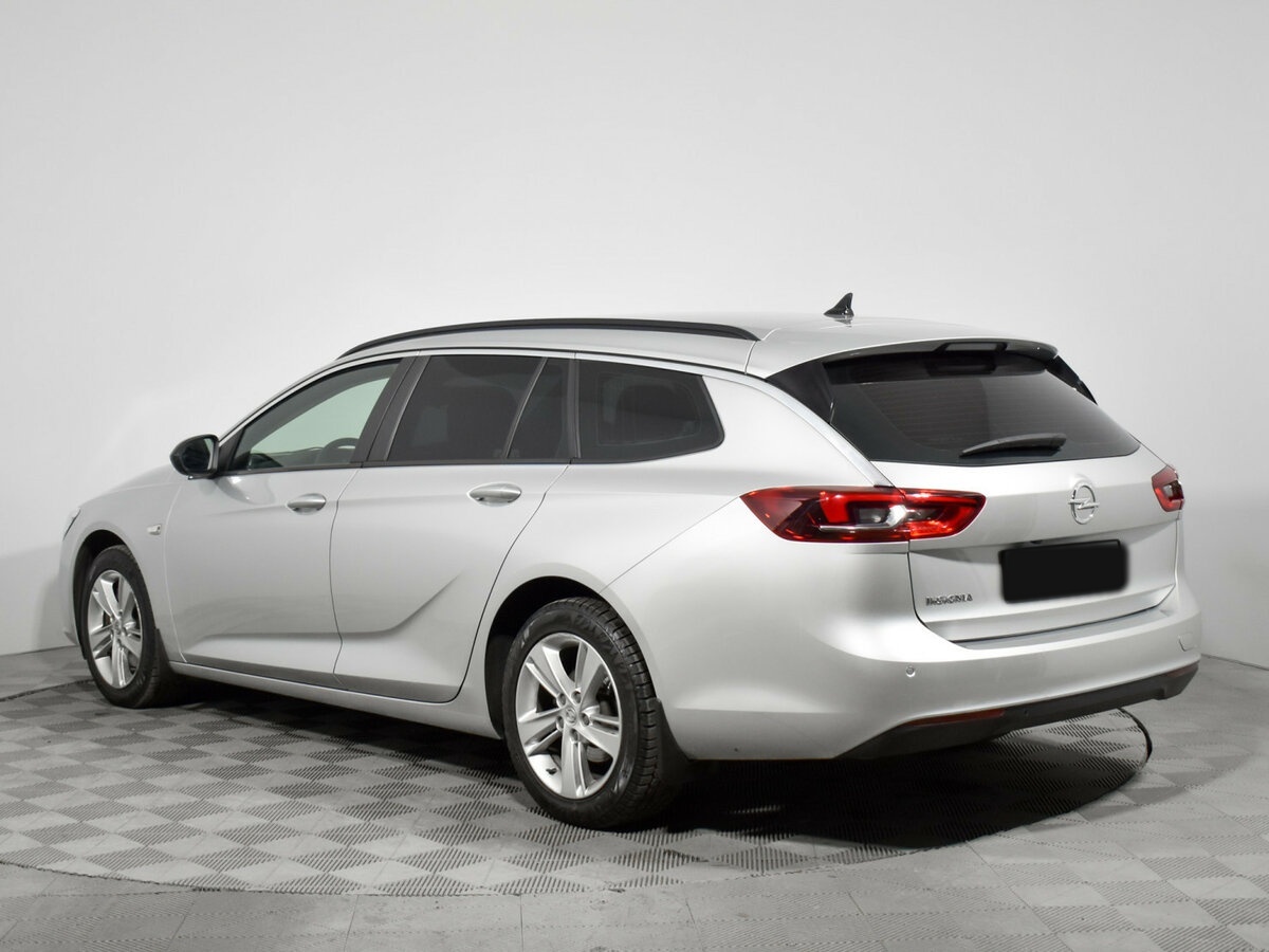 Opel Insignia с пробегом — 2020 год. Фото: #5