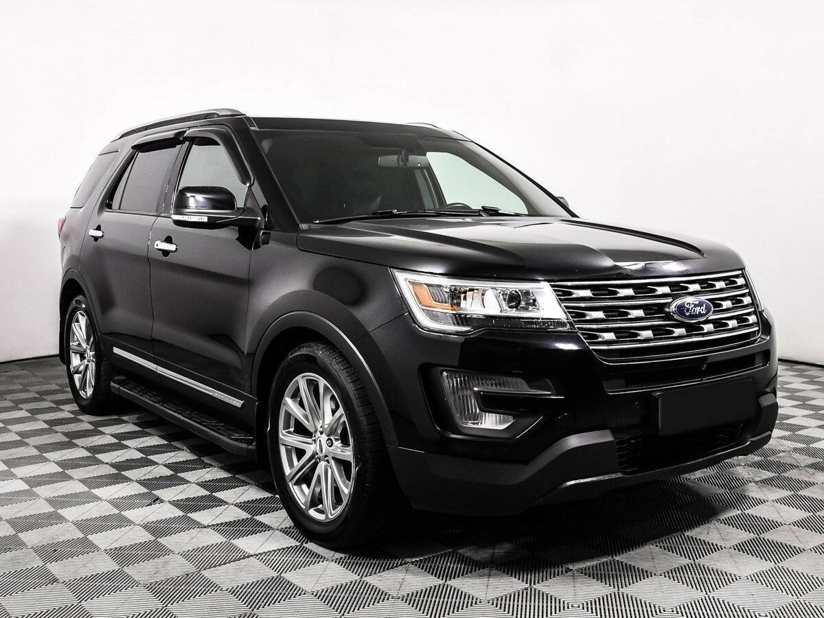 Ford Explorer с пробегом — 2018 год. Фото: #2