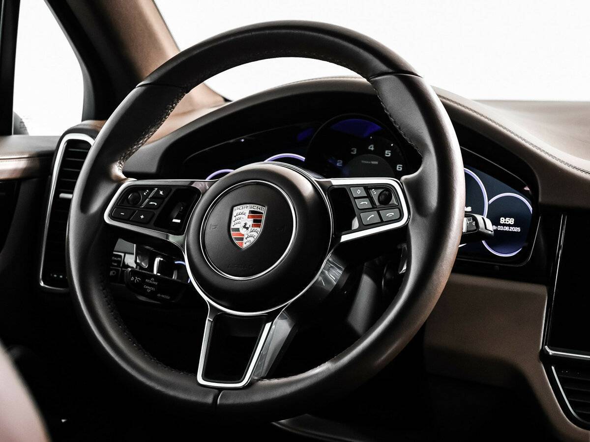 Porsche Cayenne с пробегом — 2019 год. Фото: #11