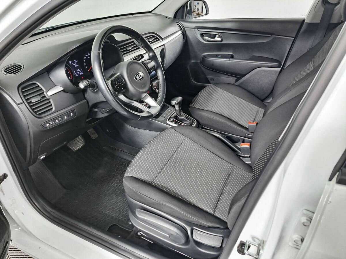Kia Rio с пробегом — 2019 год. Фото: #13