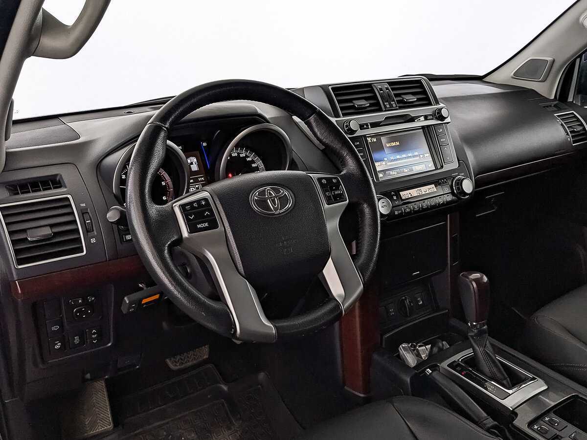 Toyota Land Cruiser Prado с пробегом — 2017 год. Фото: #14