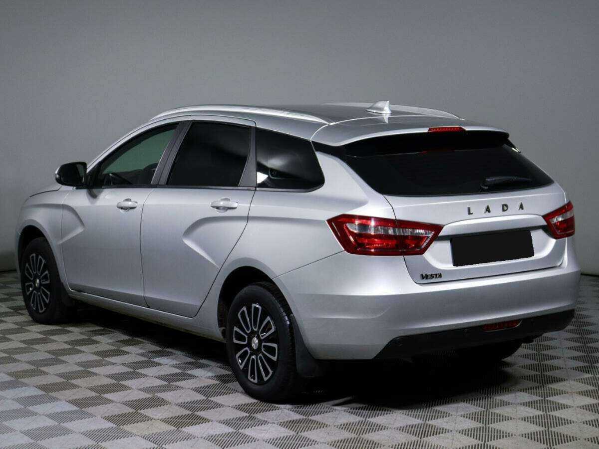 Lada (ВАЗ) Vesta с пробегом — 2019 год. Фото: #5