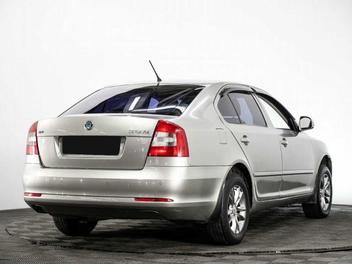 Skoda Octavia с пробегом — 2011 год. Фото: #3