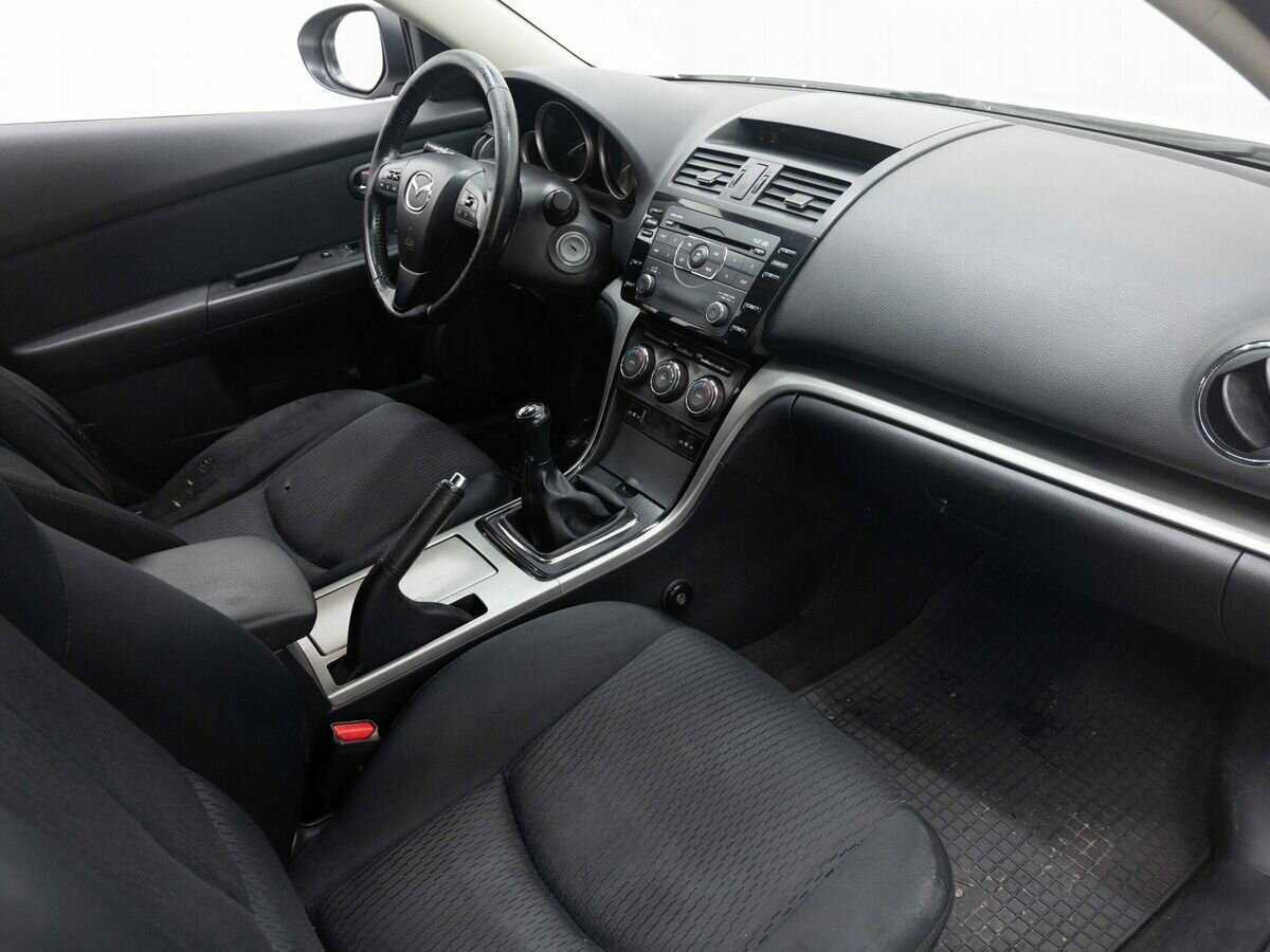 Mazda 6 с пробегом — 2011 год. Фото: #12