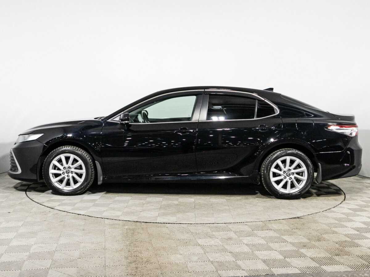 Toyota Camry с пробегом — 2022 год. Фото: #7