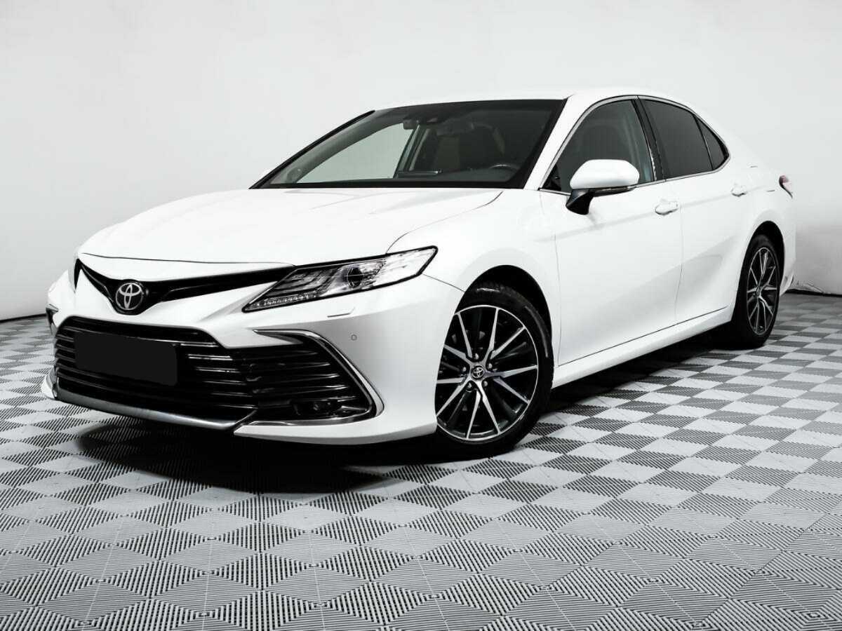Toyota Camry с пробегом — 2021 год. Посмотреть фото