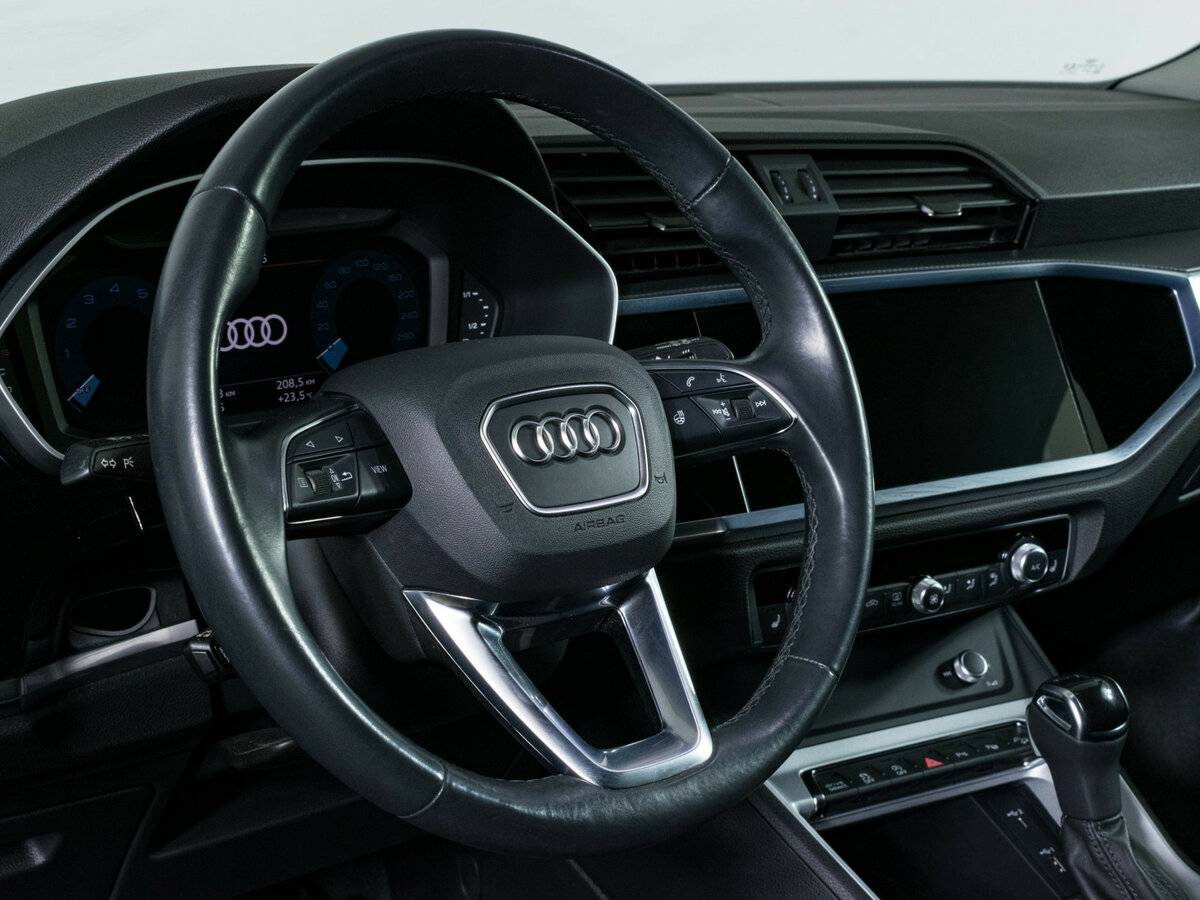 Audi Q3 с пробегом — 2020 год. Фото: #12