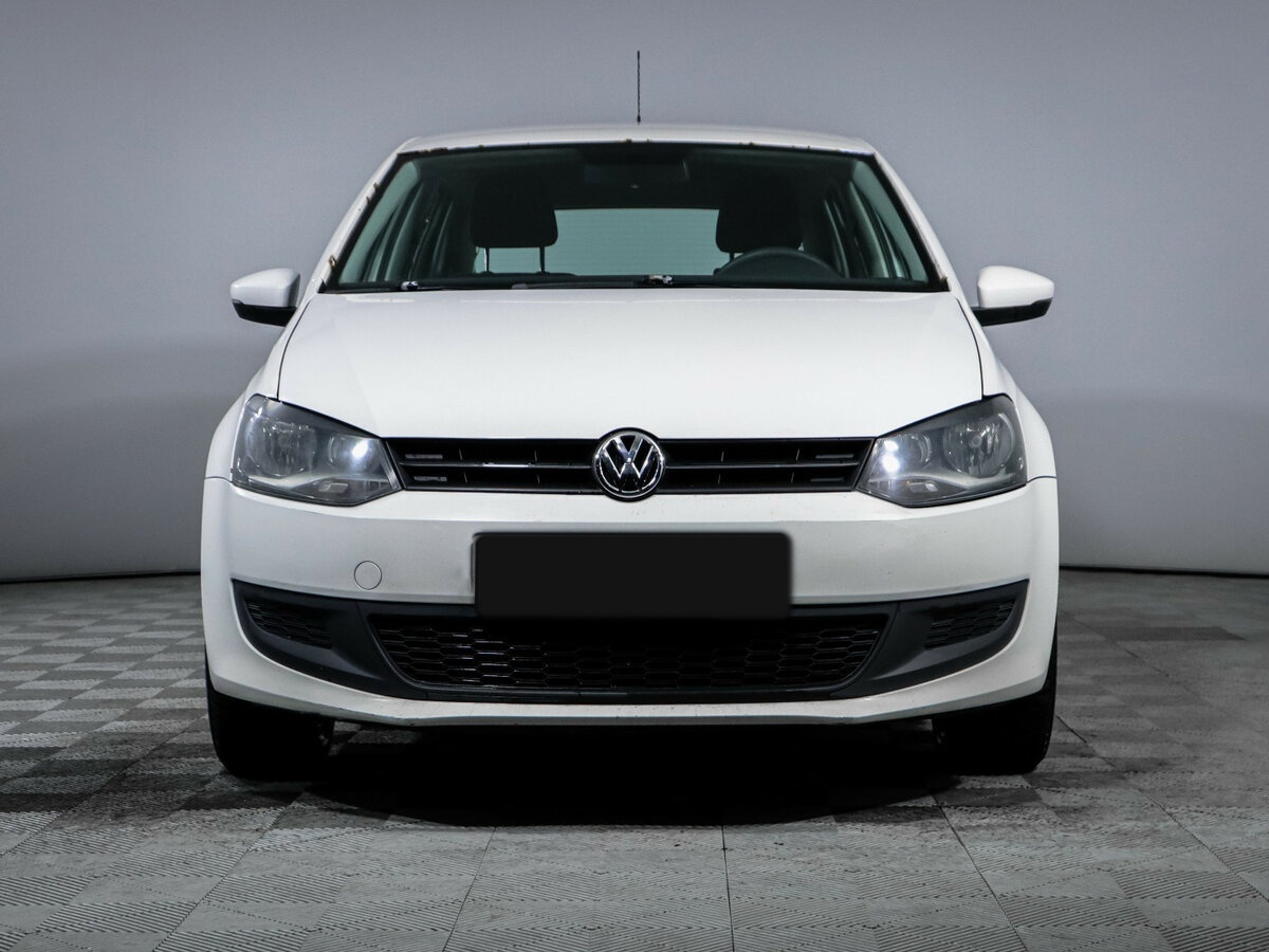 Volkswagen Polo с пробегом — 2011 год. Фото: #1