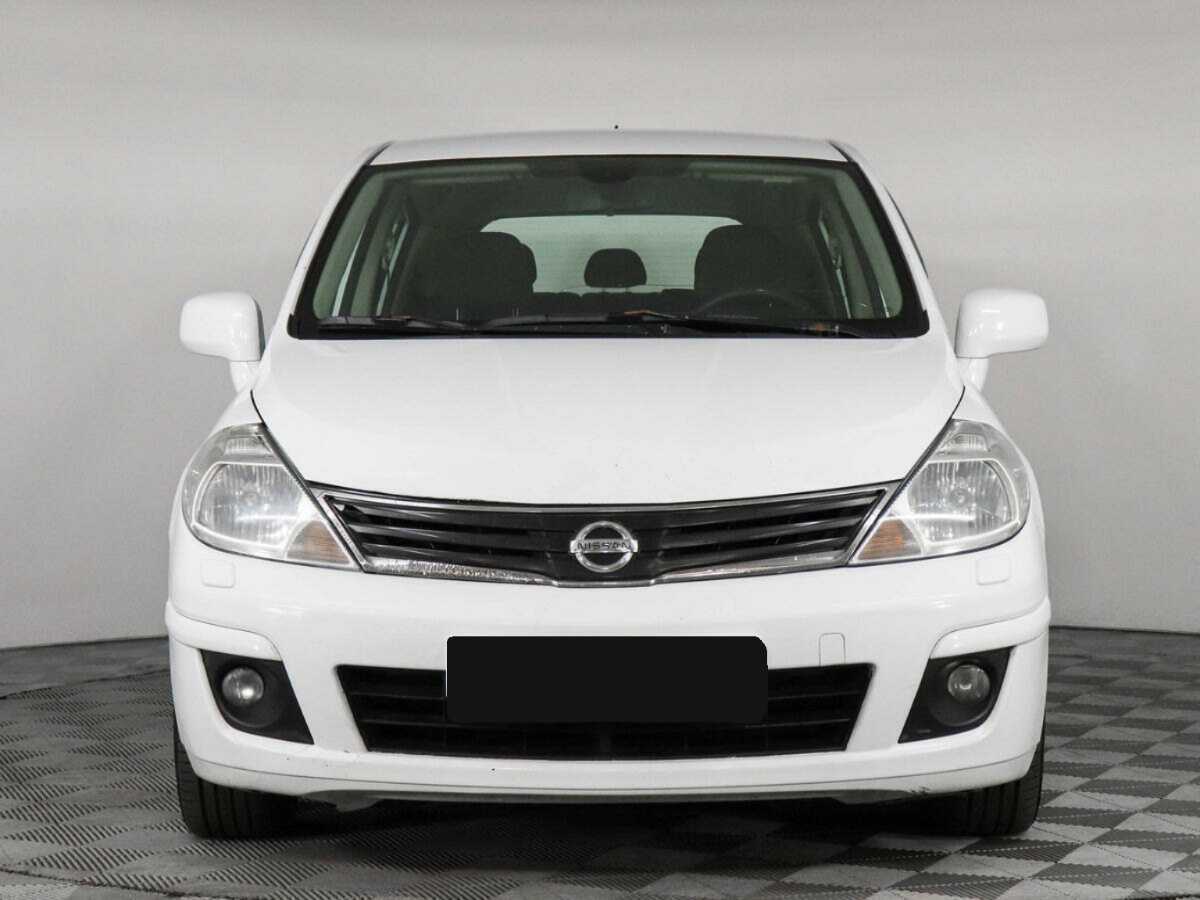 Nissan Tiida с пробегом — 2013 год. Фото: #1