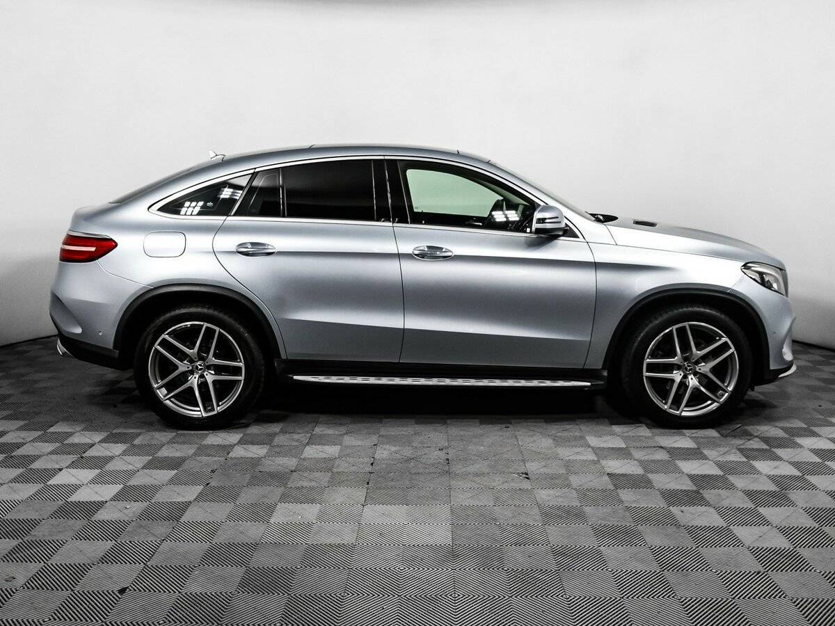 Mercedes-Benz GLE Coupe с пробегом — 2017 год. Фото: #3