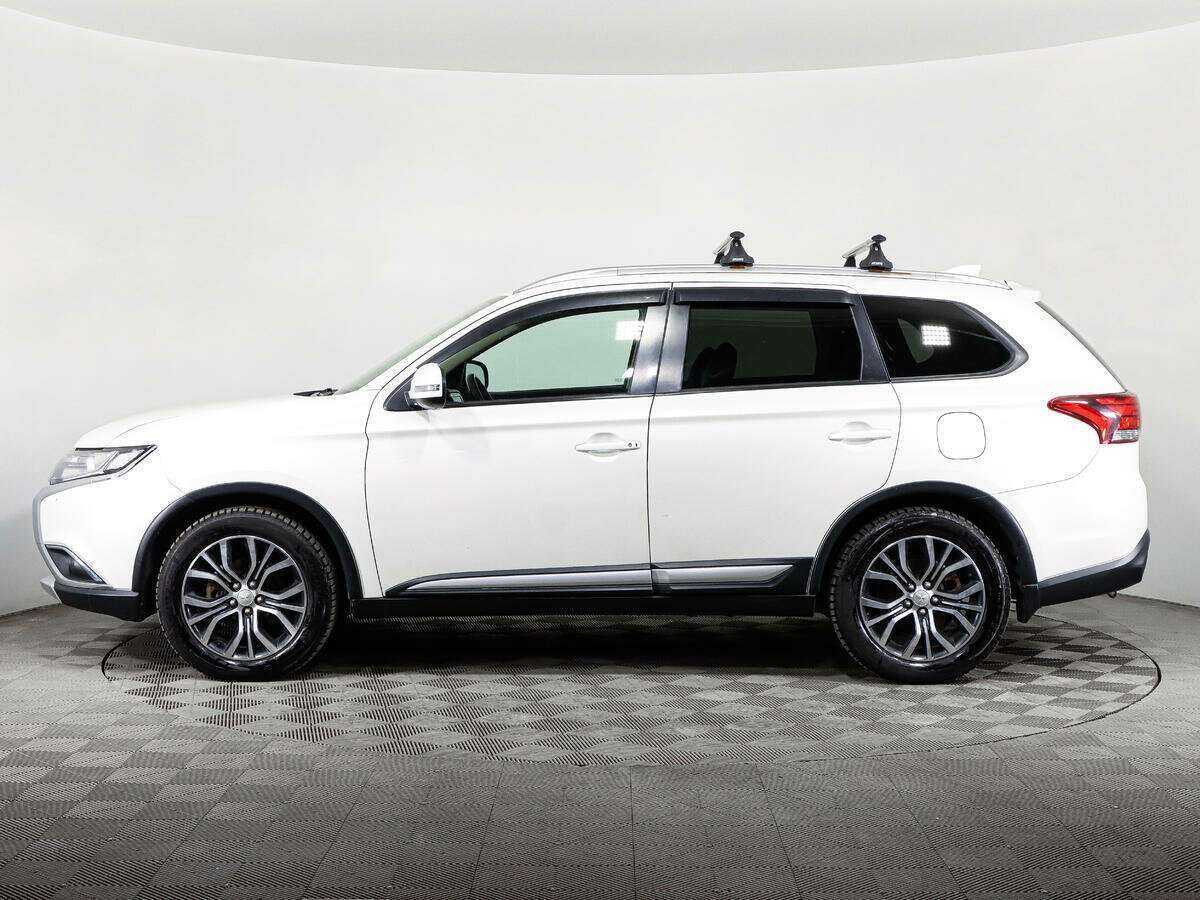 Mitsubishi Outlander с пробегом — 2018 год. Фото: #7