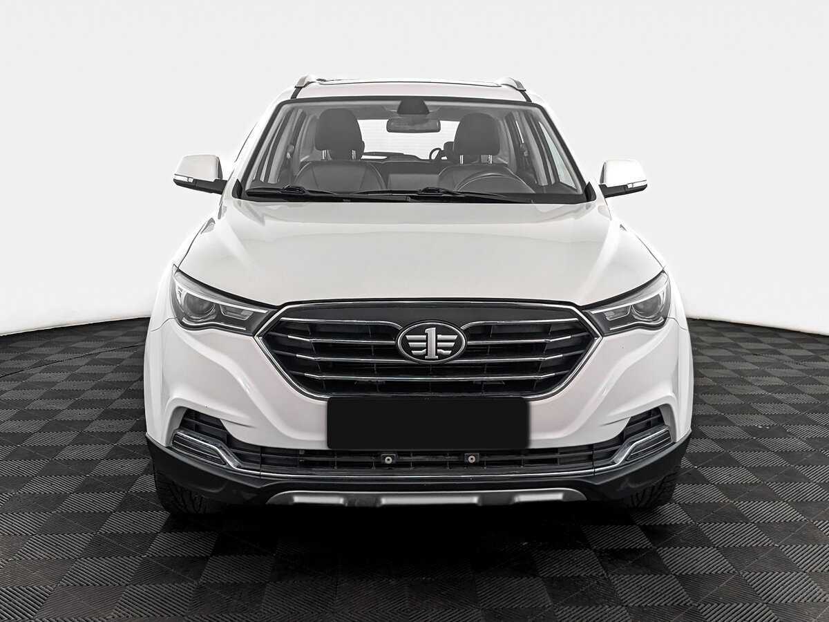 FAW Besturn X40 с пробегом — 2020 год. Фото: #1
