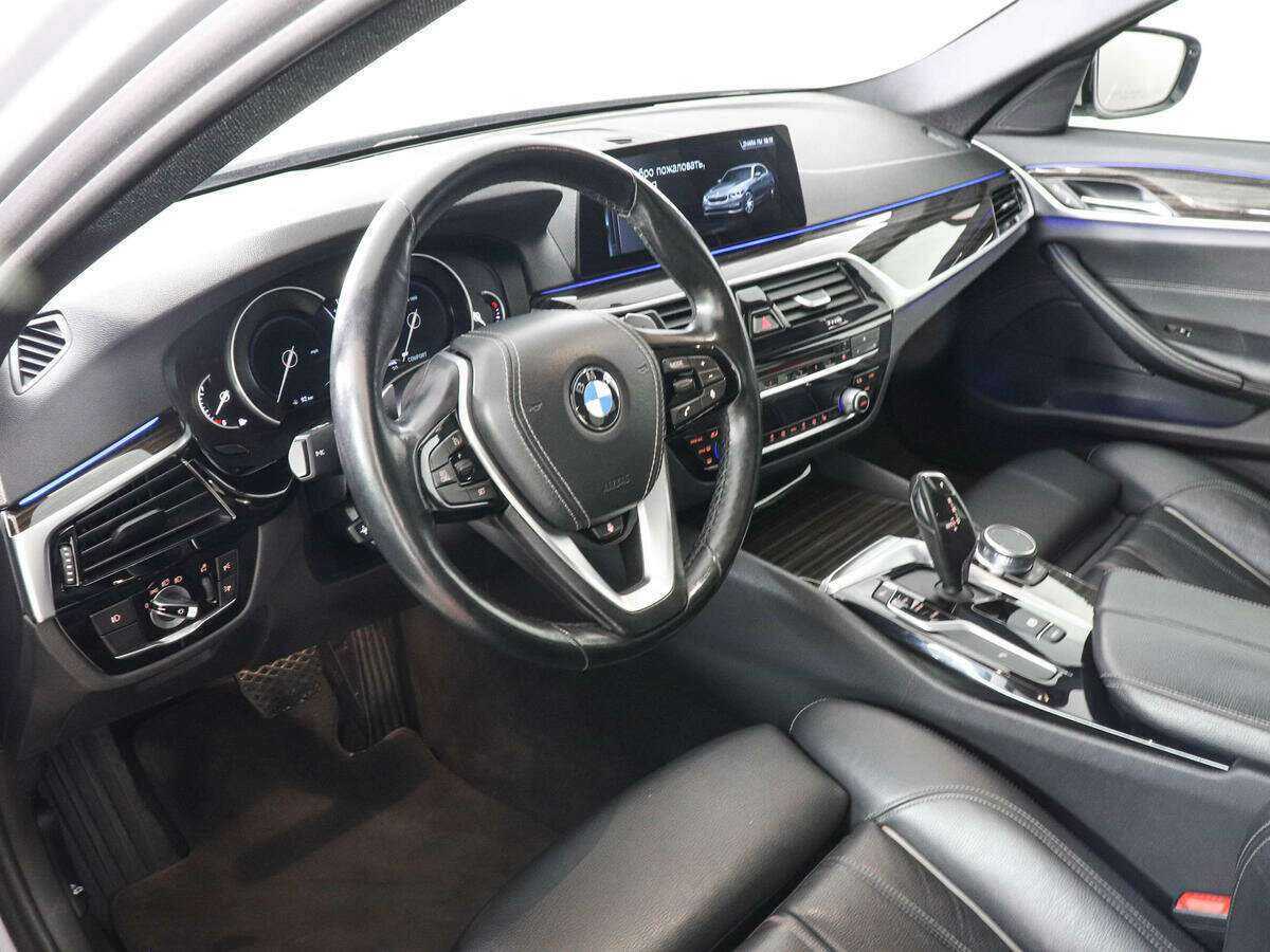 BMW 5 серии с пробегом — 2017 год. Фото: #7