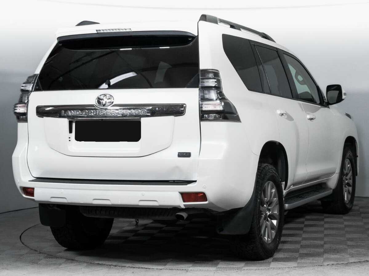 Toyota Land Cruiser Prado с пробегом — 2017 год. Фото: #4