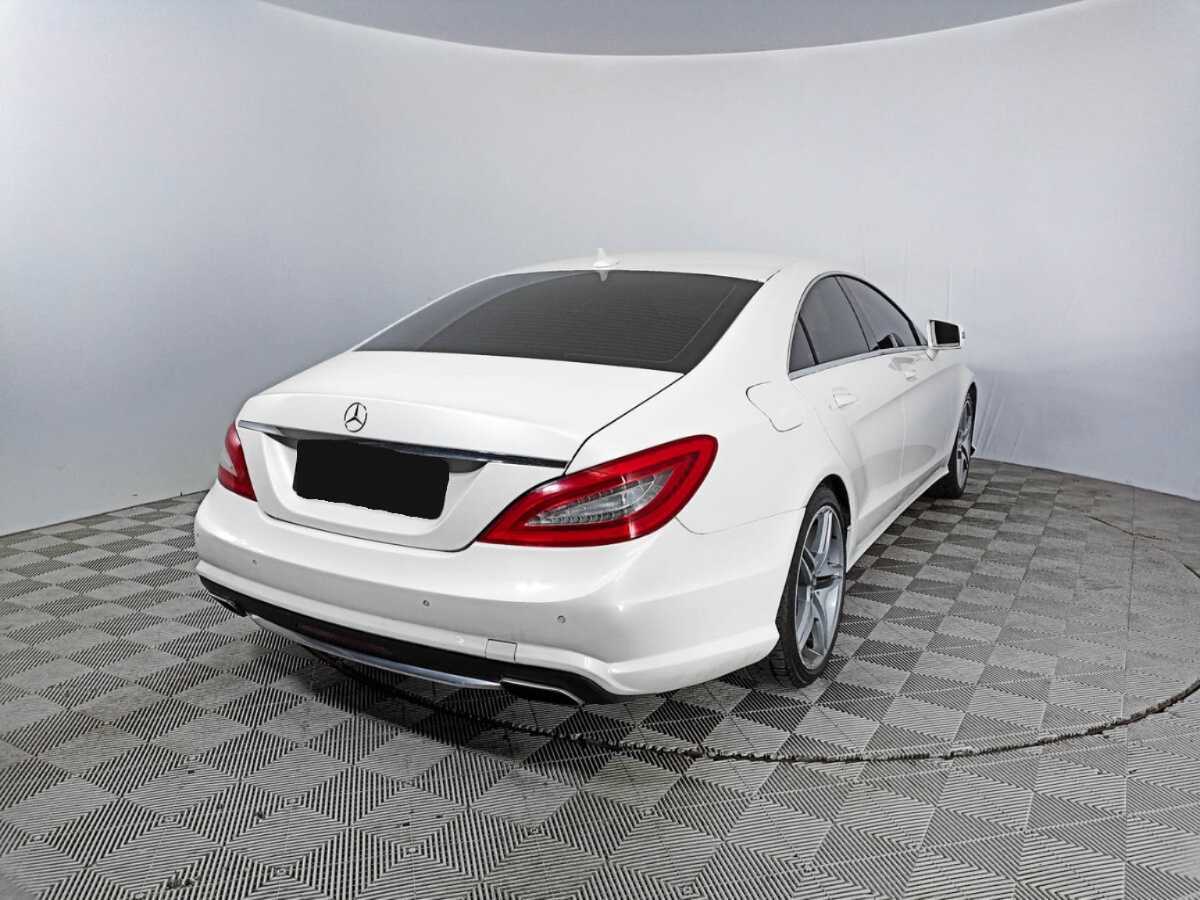 Mercedes-Benz CLS с пробегом — 2014 год. Фото: #4