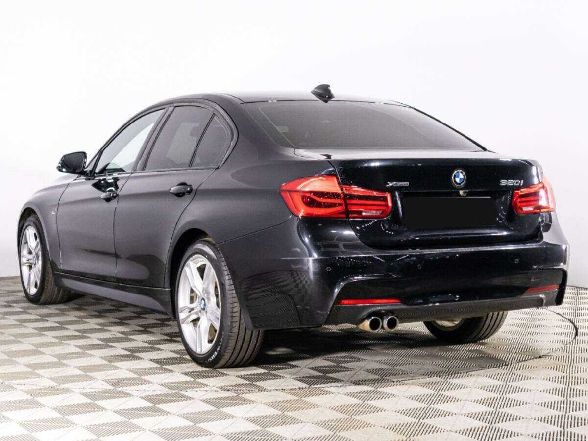 BMW 3 серии с пробегом — 2017 год. Фото: #6