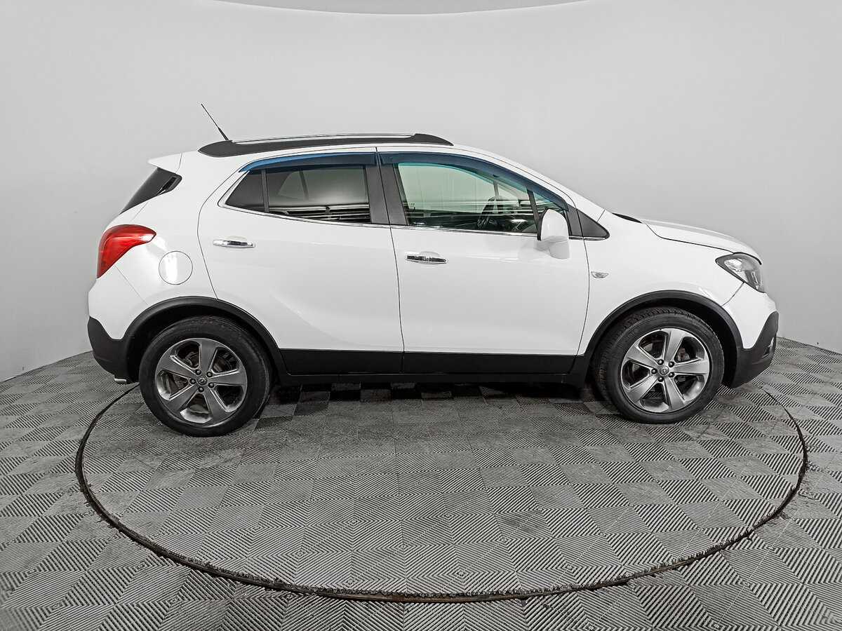 Opel Mokka с пробегом — 2012 год. Фото: #3