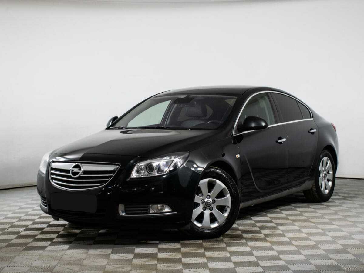 Opel Insignia с пробегом — 2011 год. Фото: #0