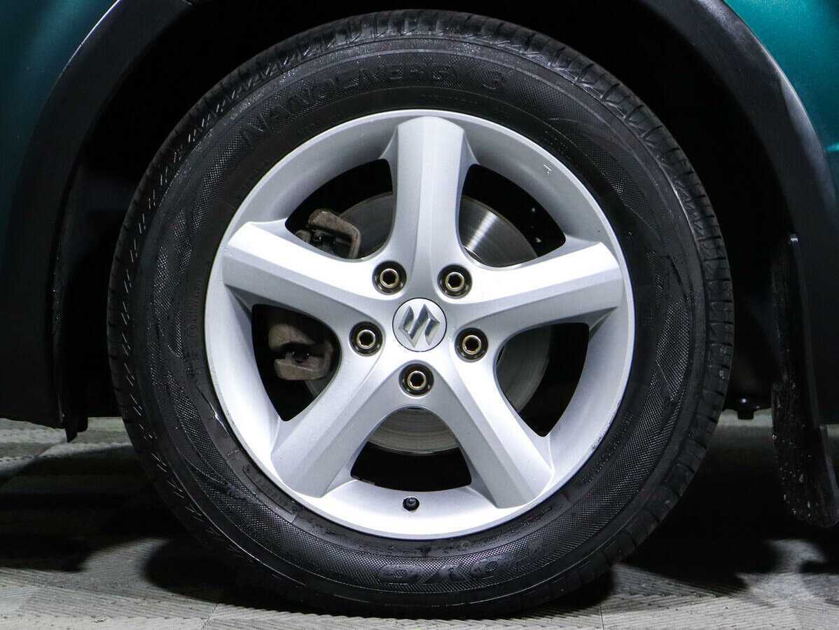 Suzuki SX4 с пробегом — 2007 год. Фото: #15