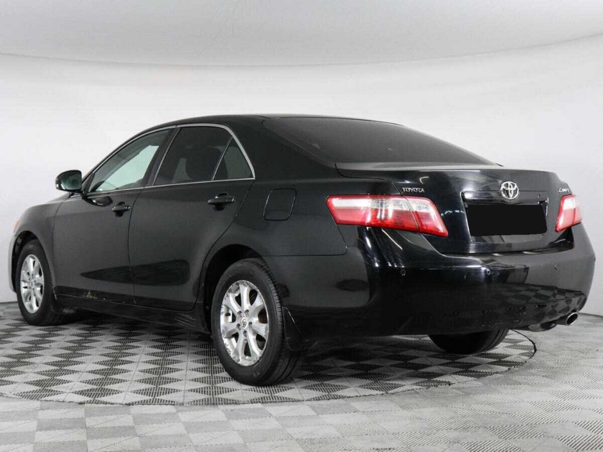 Toyota Camry с пробегом — 2011 год. Фото: #3