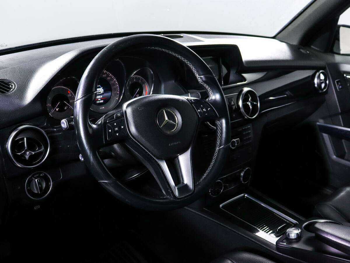 Mercedes-Benz GLK-Класс с пробегом — 2014 год. Фото: #10