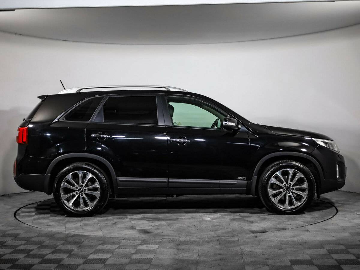 Kia Sorento с пробегом — 2014 год. Фото: #3