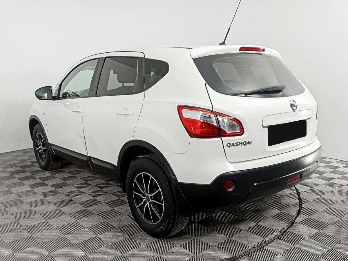 Nissan Qashqai с пробегом — 2010 год. Фото: #6