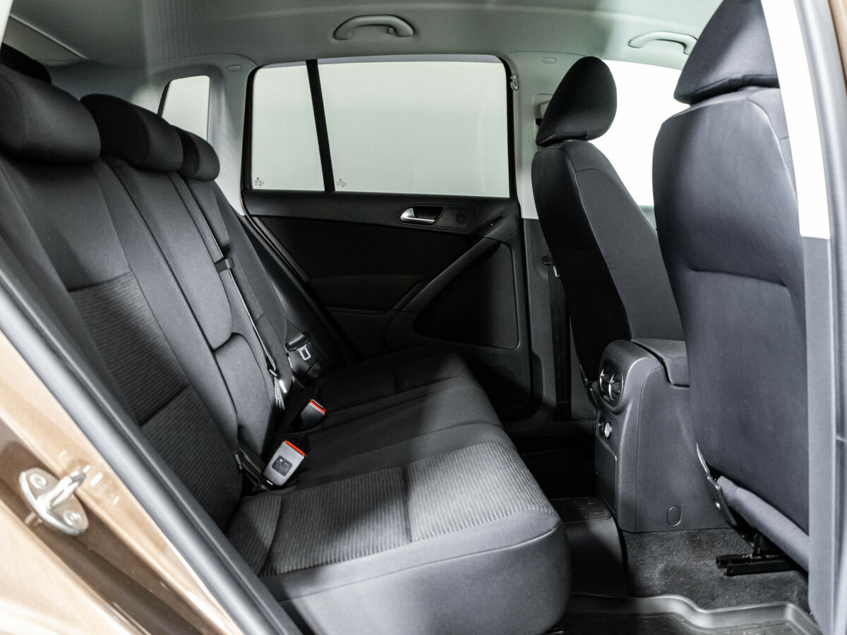 Volkswagen Tiguan с пробегом — 2014 год. Фото: #14