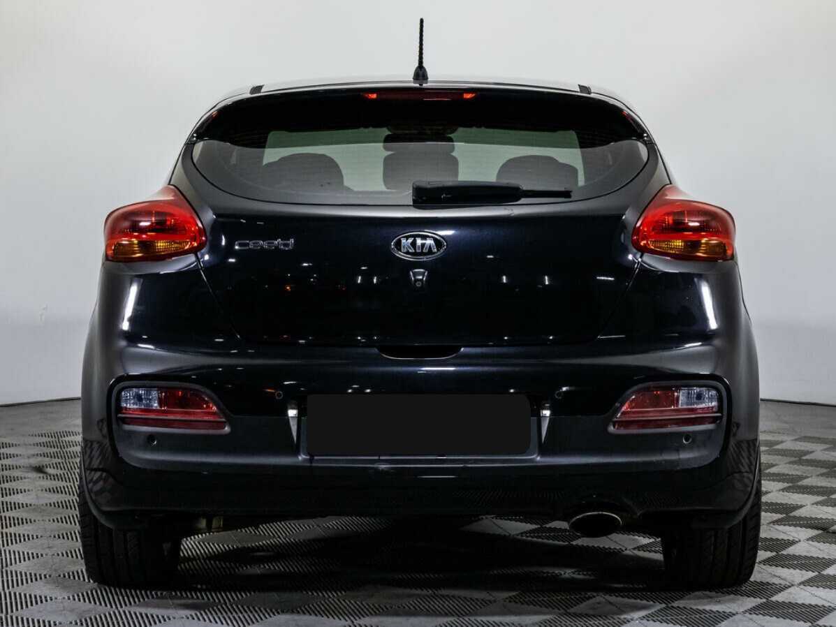 Kia Ceed с пробегом — 2014 год. Фото: #4