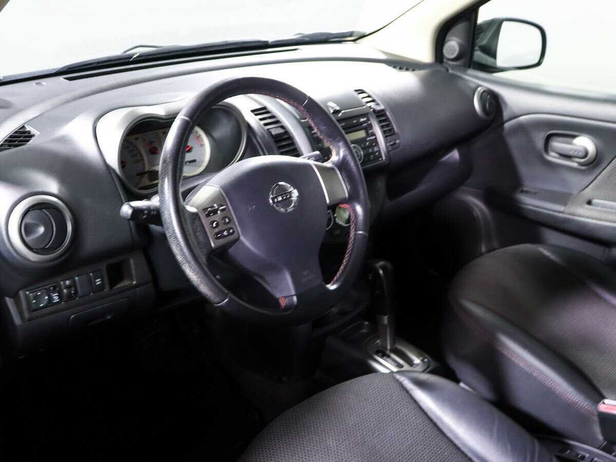 Nissan Note с пробегом — 2007 год. Фото: #10