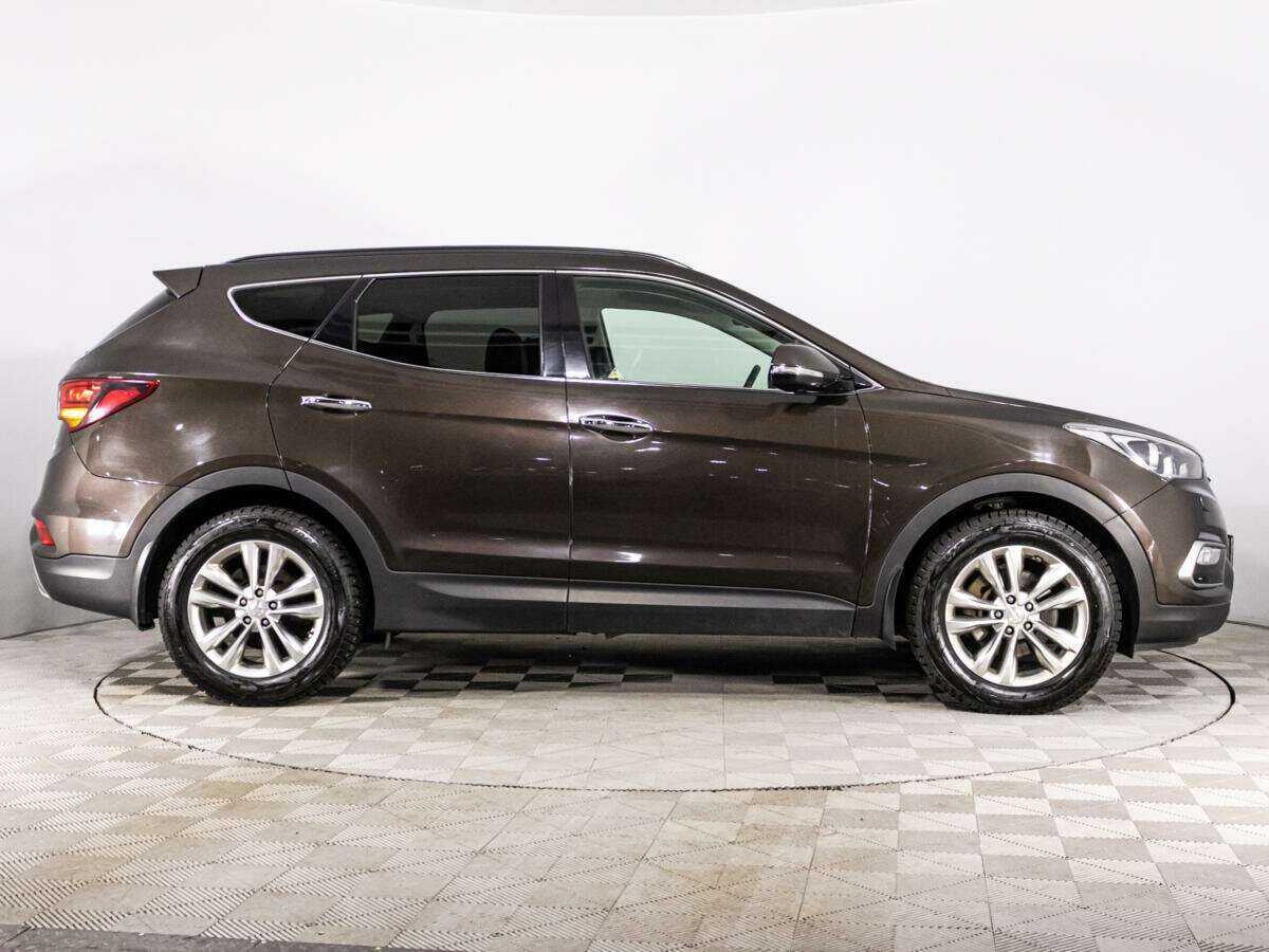 Hyundai Santa Fe с пробегом — 2018 год. Фото: #3