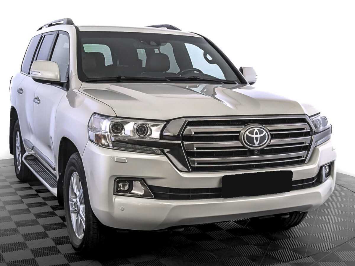 Toyota Land Cruiser с пробегом — 2016 год. Фото: #2