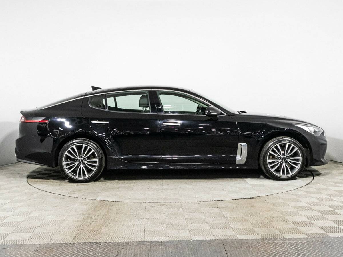 Kia Stinger с пробегом — 2019 год. Фото: #3