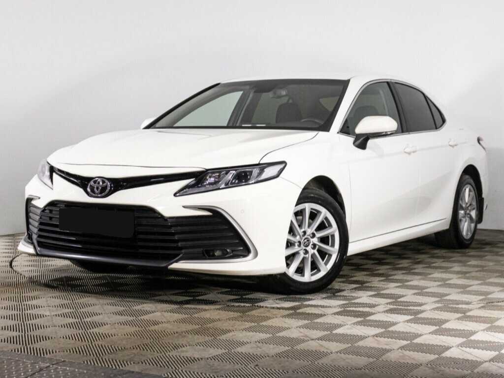 Toyota Camry с пробегом — 2021 год. Посмотреть фото