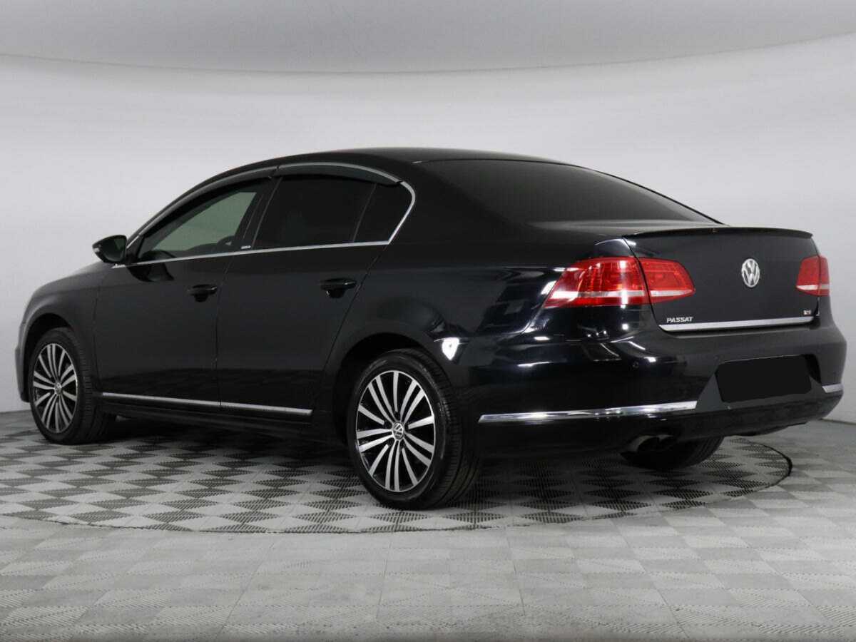 Volkswagen Passat с пробегом — 2014 год. Фото: #6